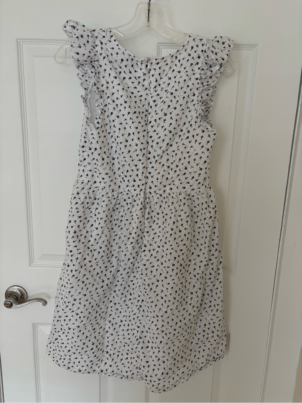 Dress - Picture 5 of 7